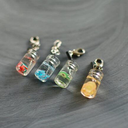 Charmsy do grzywy/ogłowia “PIRTEÄ HEDELMÄ”